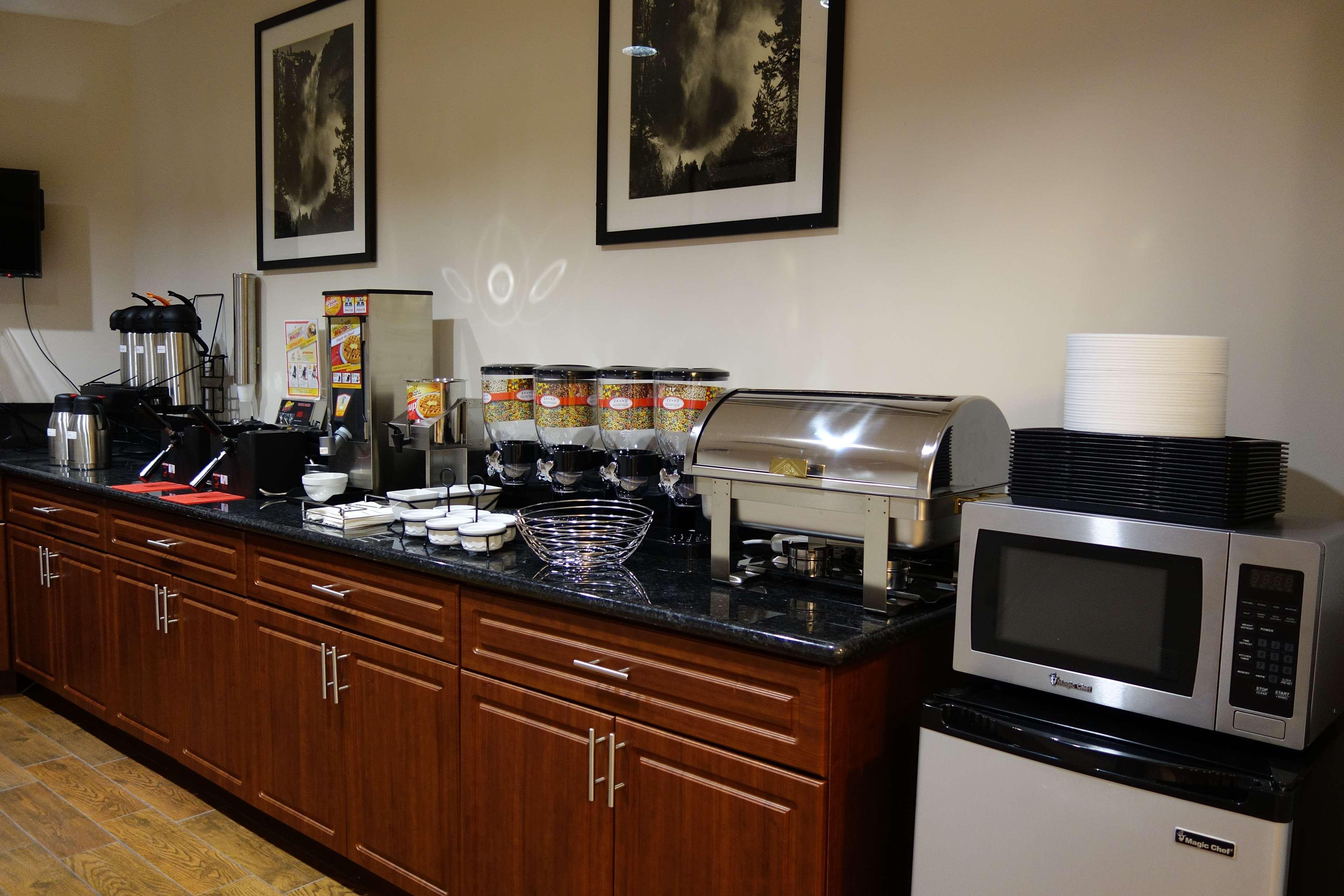 Ramada By Wyndham Sacramento Otel North Highlands Dış mekan fotoğraf