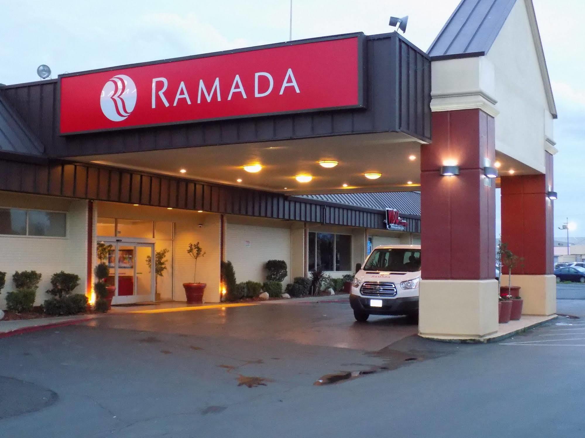 Ramada By Wyndham Sacramento Otel North Highlands Dış mekan fotoğraf